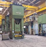 Preiswerte Radscheiben-Pressenlinie mit 4 hydraulischen Pressen – Erfurt & Müller Weingarten kaufen