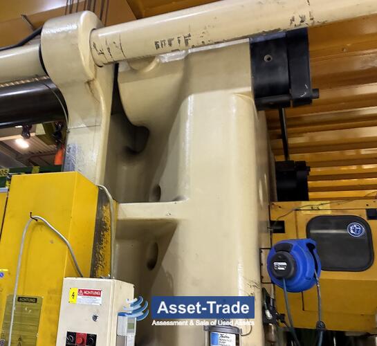 Second Hand Husky E 3150 RS 170/155 Injection Moulding machine for sale