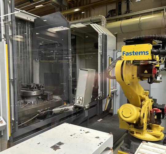 2011  Second Hand AXA VHC-3-XTS-50 5 axis Machine center  for sale cheap