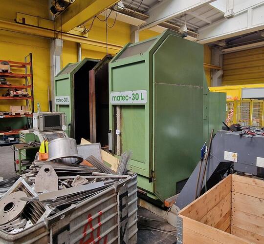Second Hand 3-Axis CNC Machining Center Matec 30L with Heidenhain Control and Pendulum Mode for sale | Asset-Trade